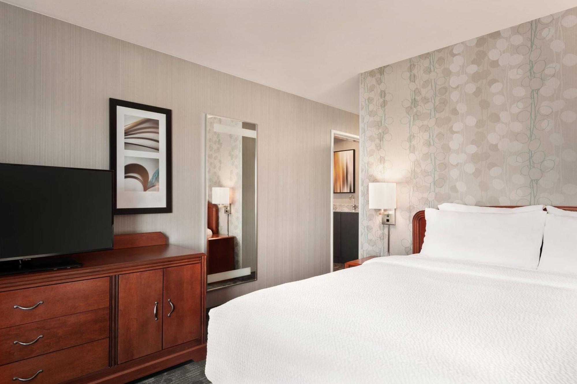 Courtyard By Marriott San Jose South/Morgan Hill Hotel Eksteriør billede