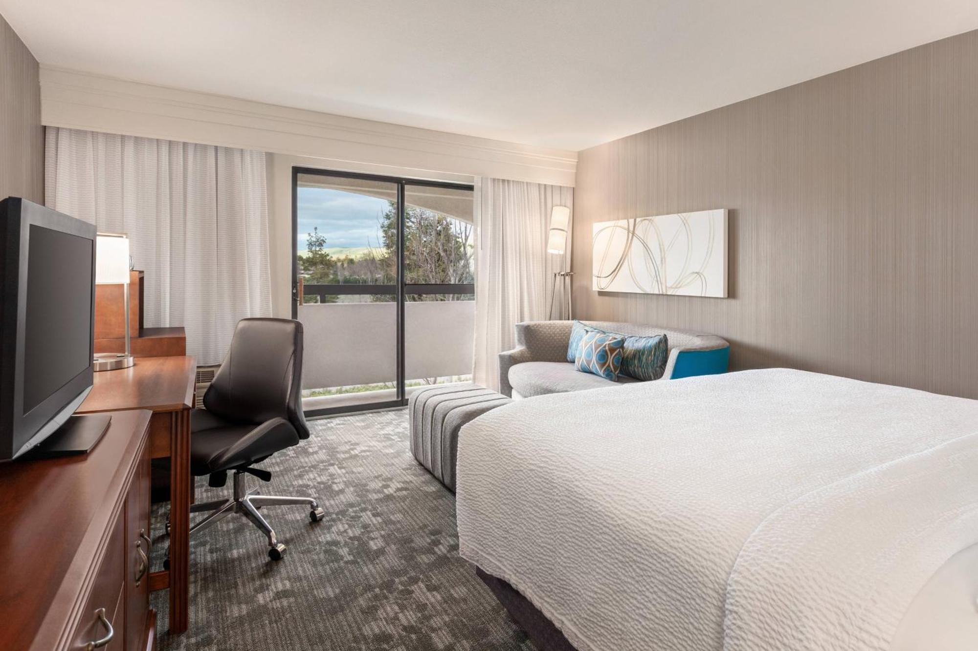 Courtyard By Marriott San Jose South/Morgan Hill Hotel Eksteriør billede