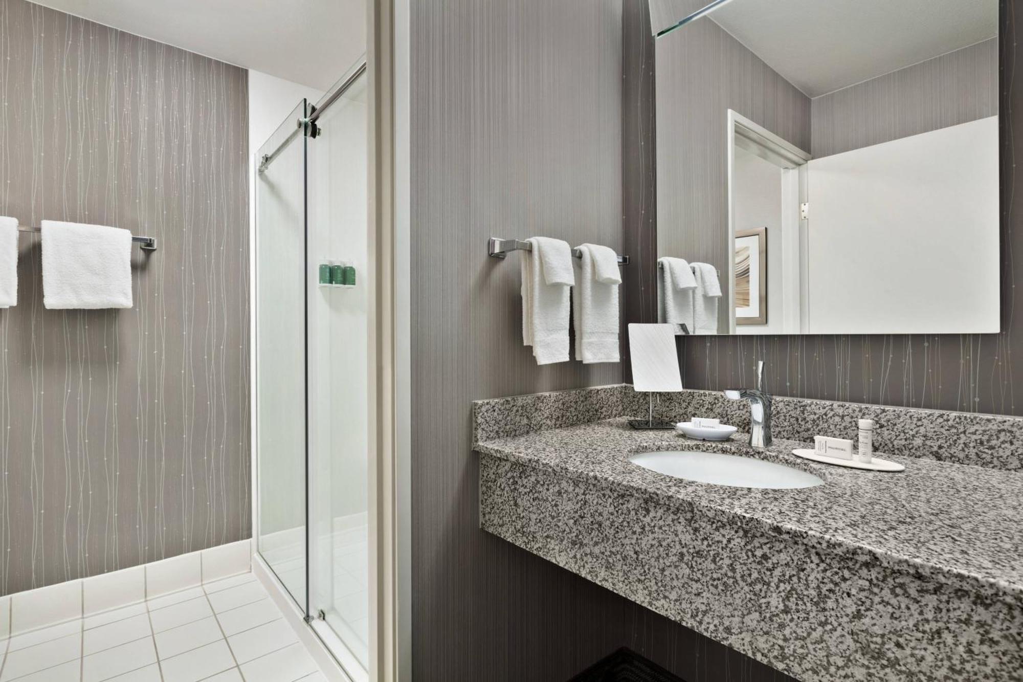 Courtyard By Marriott San Jose South/Morgan Hill Hotel Eksteriør billede