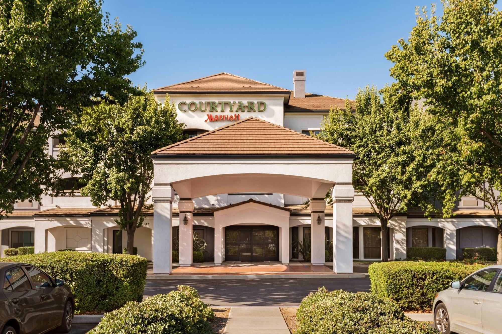 Courtyard By Marriott San Jose South/Morgan Hill Hotel Eksteriør billede