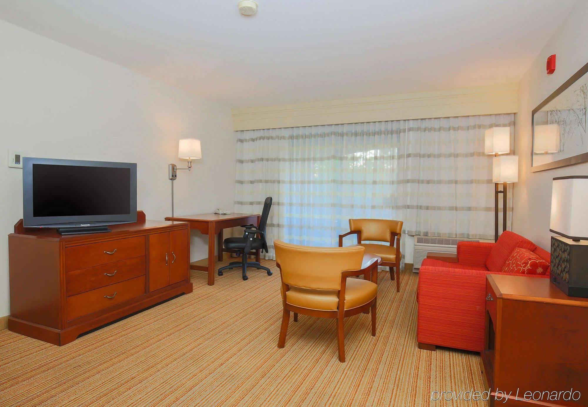 Courtyard By Marriott San Jose South/Morgan Hill Hotel Eksteriør billede
