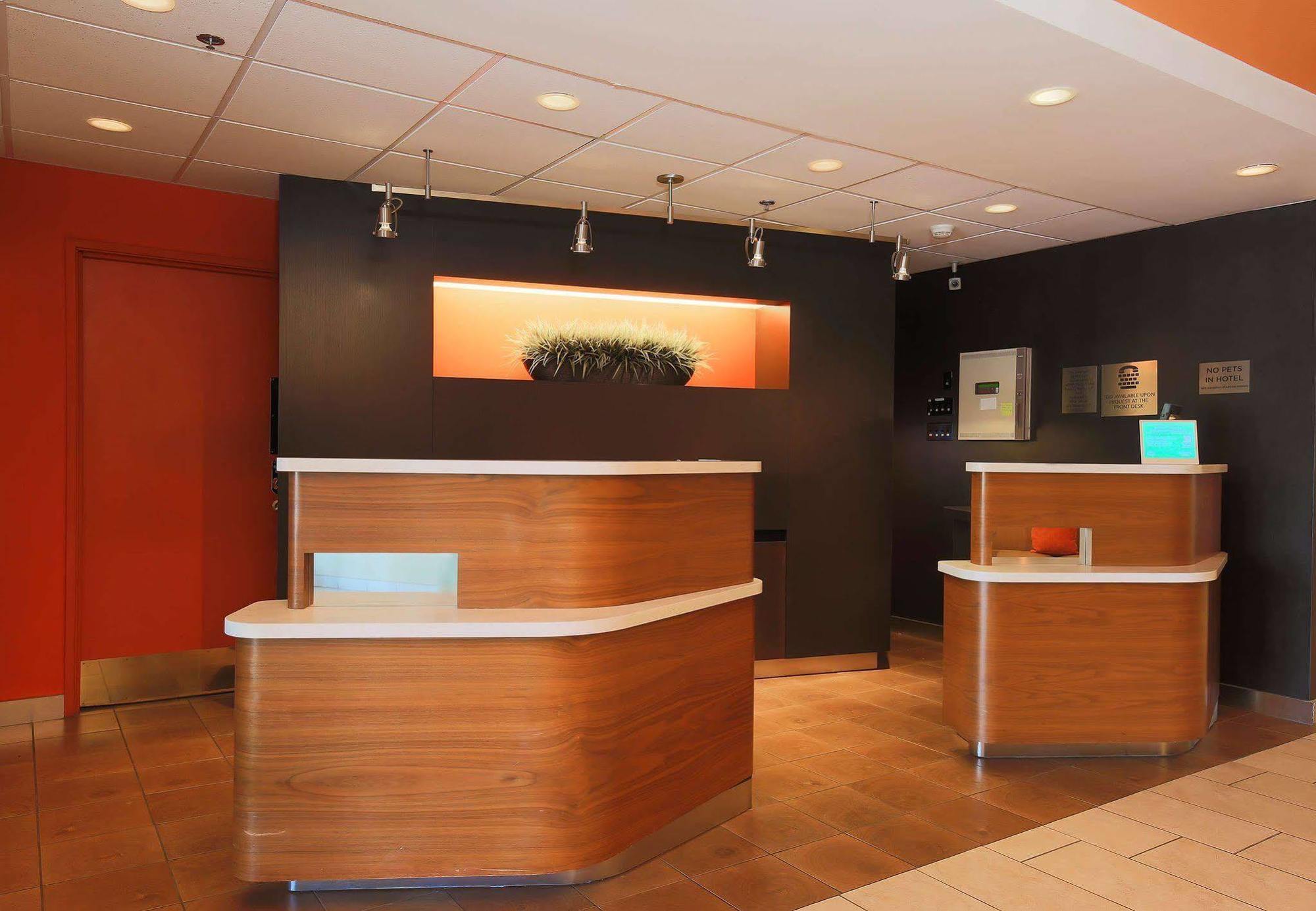 Courtyard By Marriott San Jose South/Morgan Hill Hotel Eksteriør billede